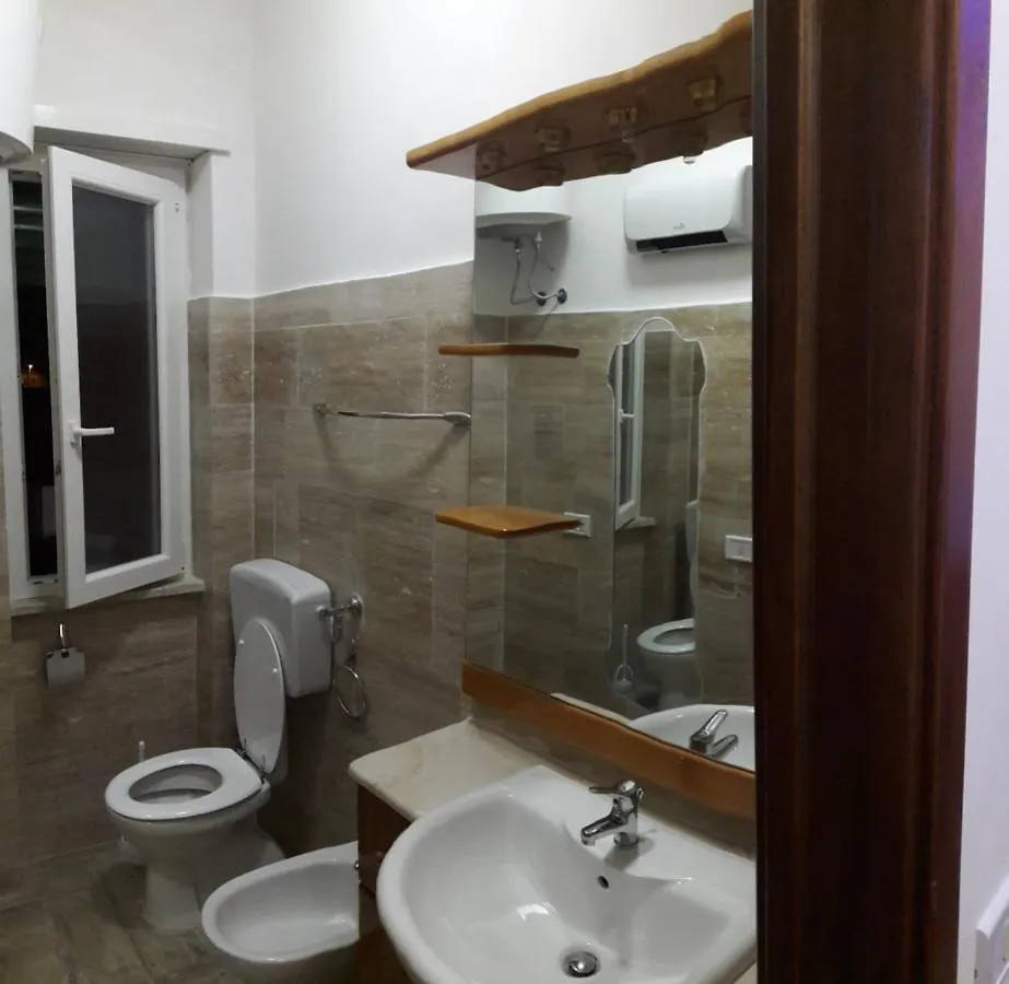 Dioscuri Townhouse Bed & Breakfast Fiumicino